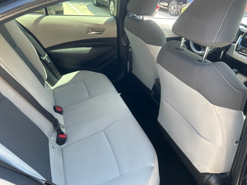 Photo 13 of this TOYOTA COROLLA