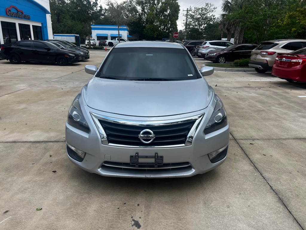 Photo 2 of this NISSAN ALTIMA