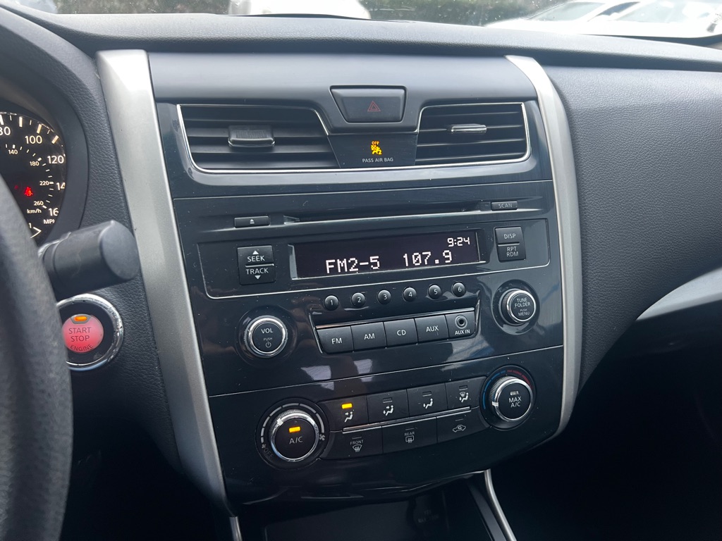 Photo 15 of this NISSAN ALTIMA