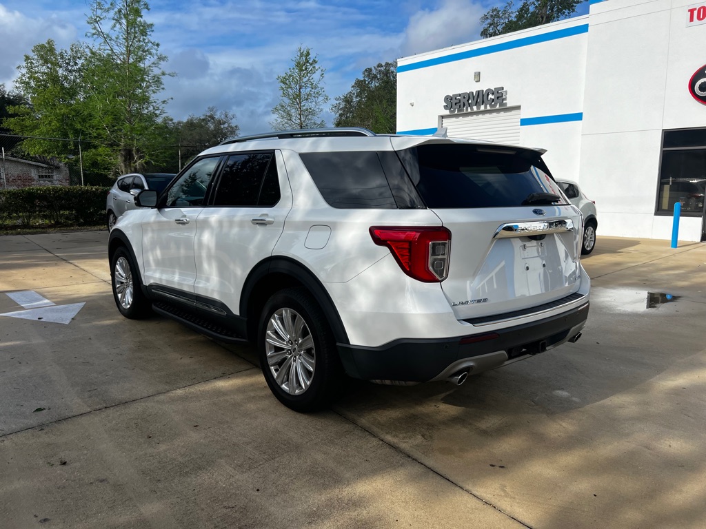 Photo 7 of this FORD EXPLORER