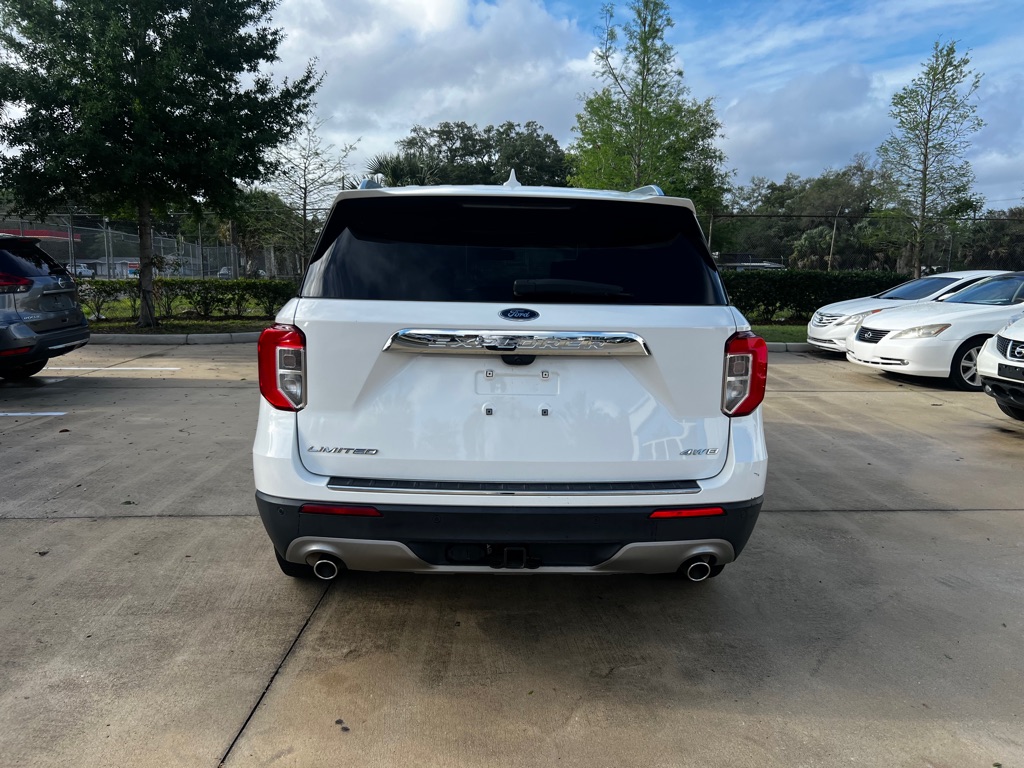 Photo 6 of this FORD EXPLORER