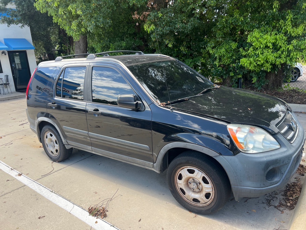 Photo 2 of this HONDA CR-V