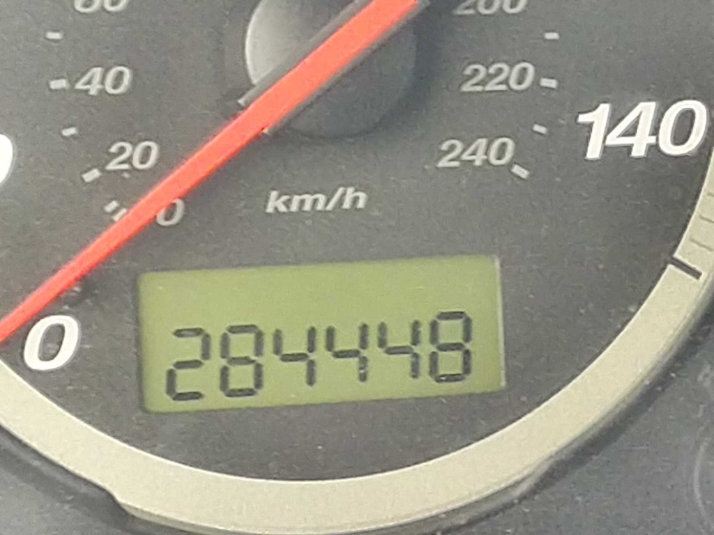 Photo 9 of this HONDA CR-V