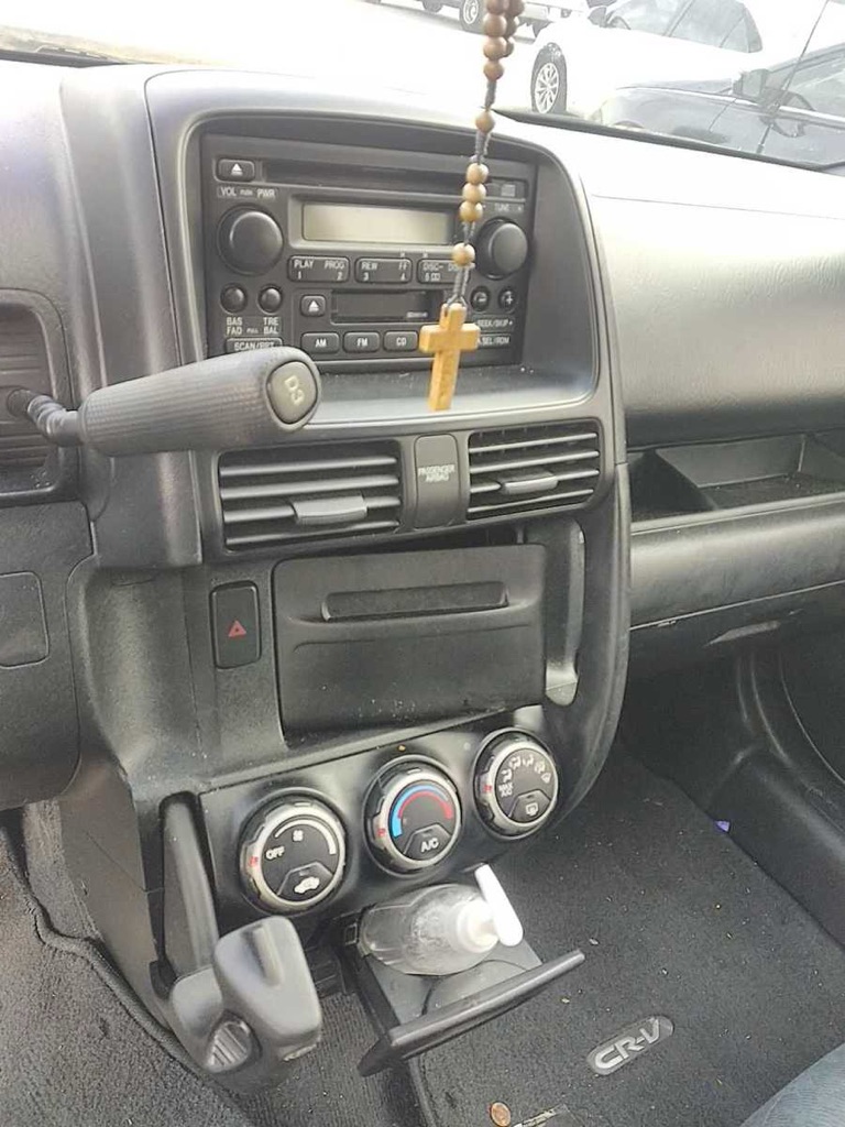 Photo 10 of this HONDA CR-V
