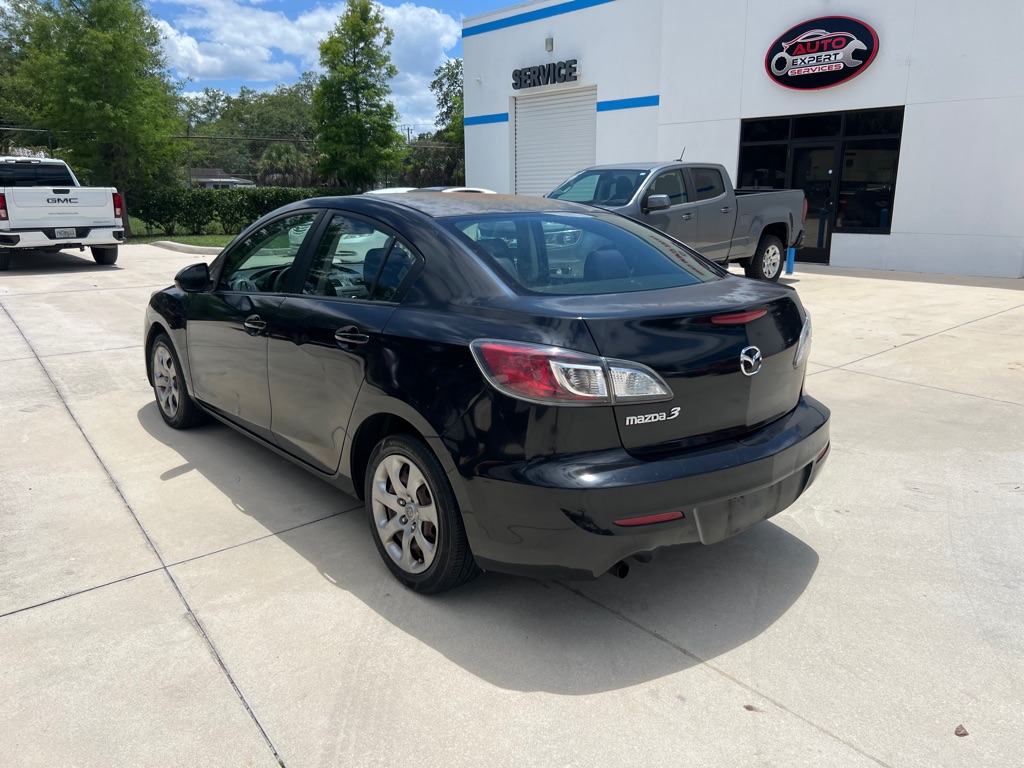 Photo 7 of this MAZDA 3