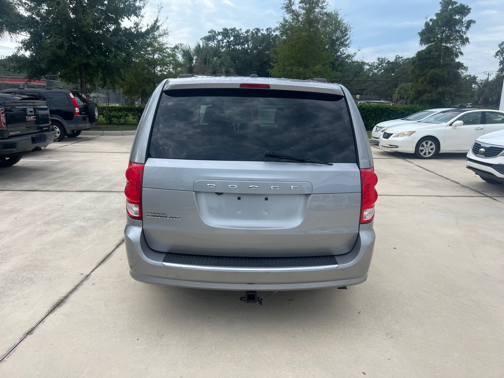 Photo 6 of this DODGE GRAND CARAVAN