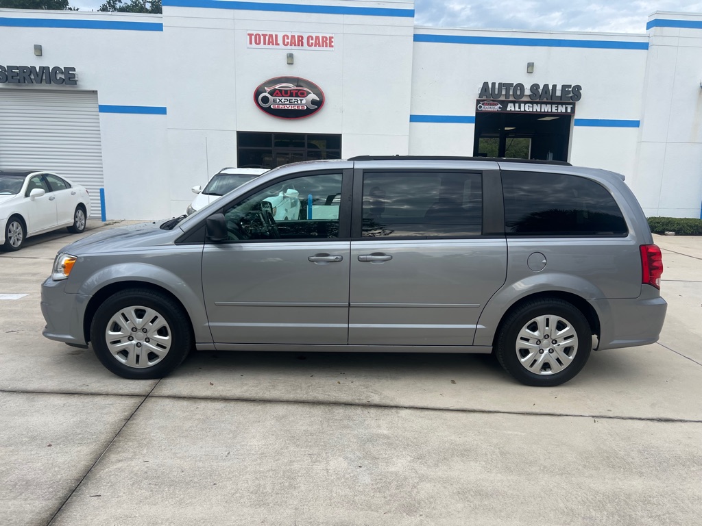 Photo 8 of this DODGE GRAND CARAVAN
