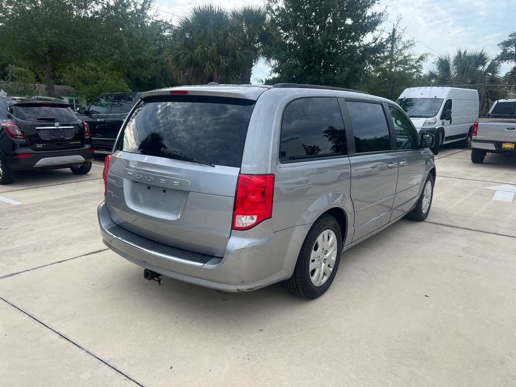 Photo 5 of this DODGE GRAND CARAVAN