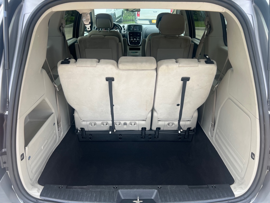 Photo 13 of this DODGE GRAND CARAVAN