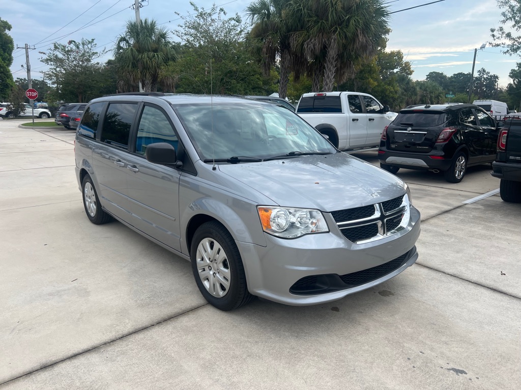 Photo 3 of this DODGE GRAND CARAVAN