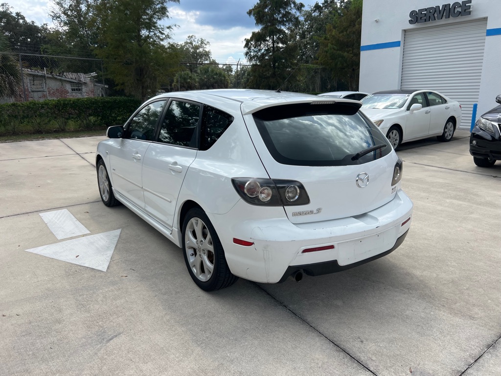 Photo 7 of this MAZDA 3