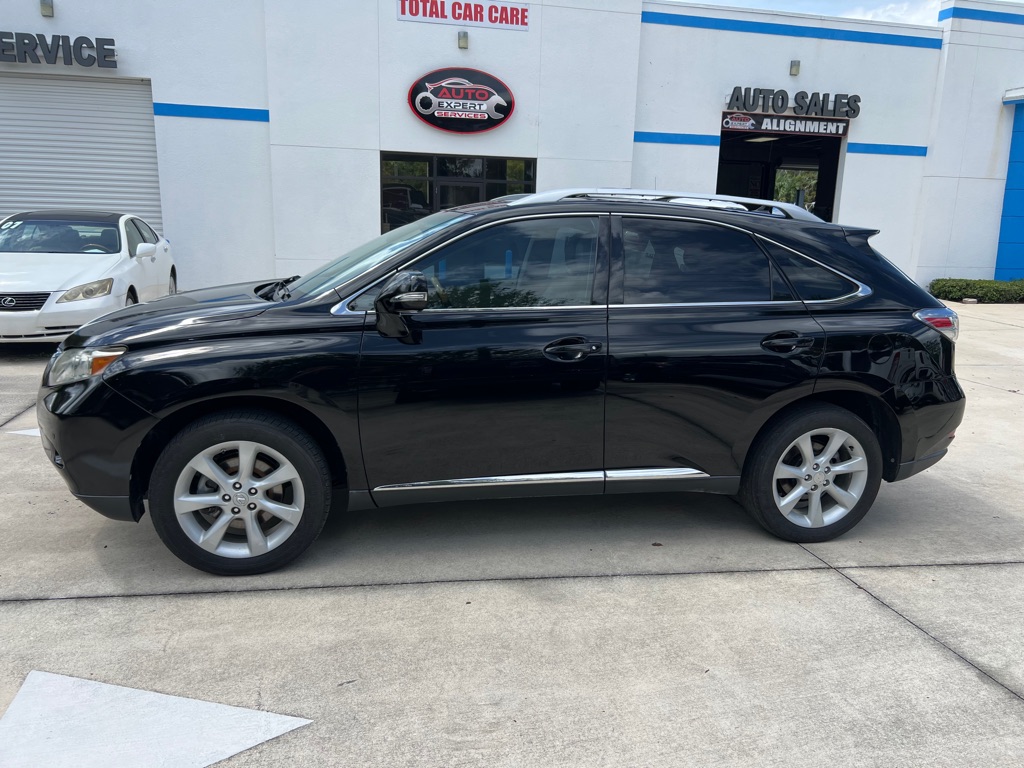 Photo 8 of this LEXUS RX