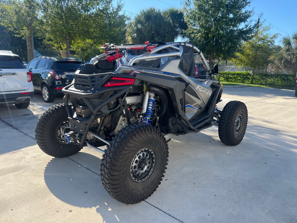 Photo 5 of this POLARIS RZR PRO R