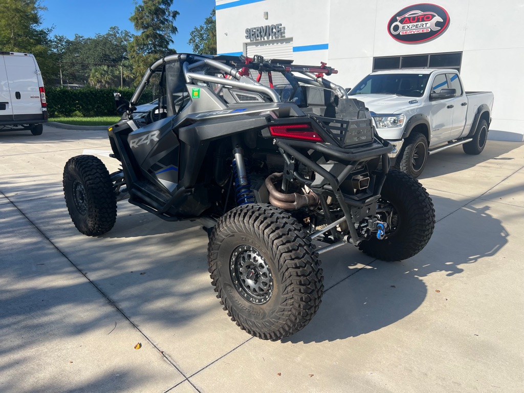 Photo 7 of this POLARIS RZR PRO R