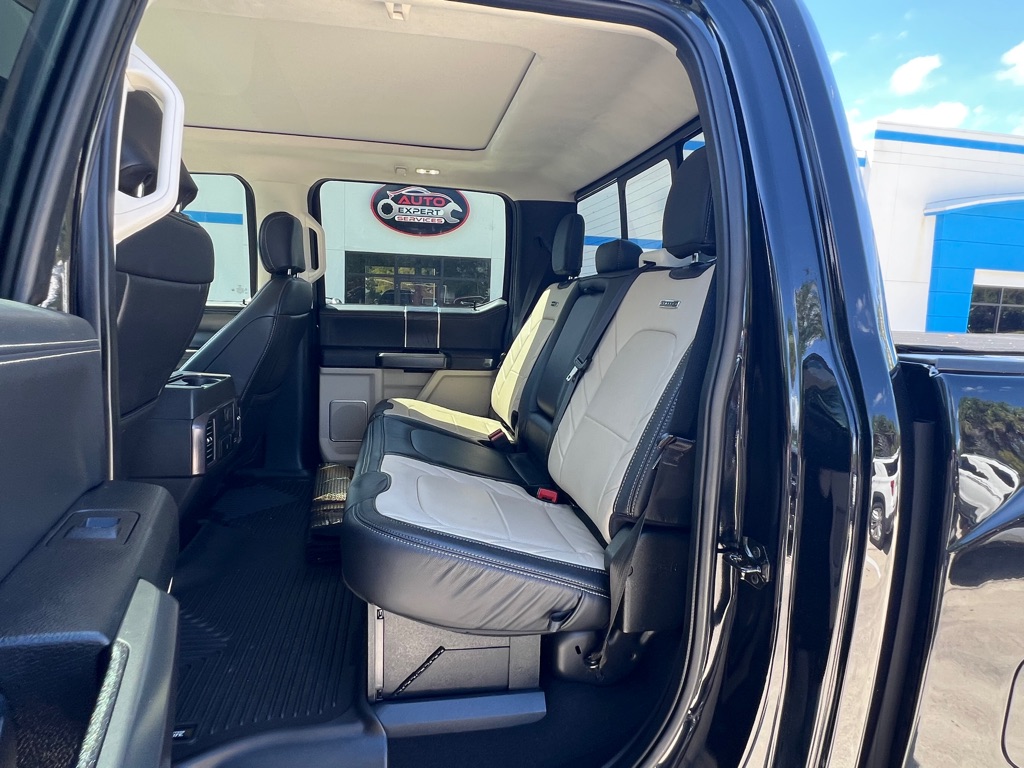 Photo 12 of this FORD F250