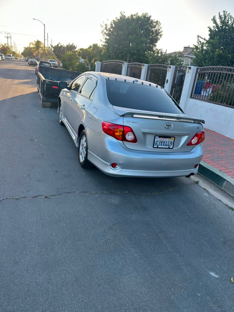 Photo 6 of this TOYOTA COROLLA