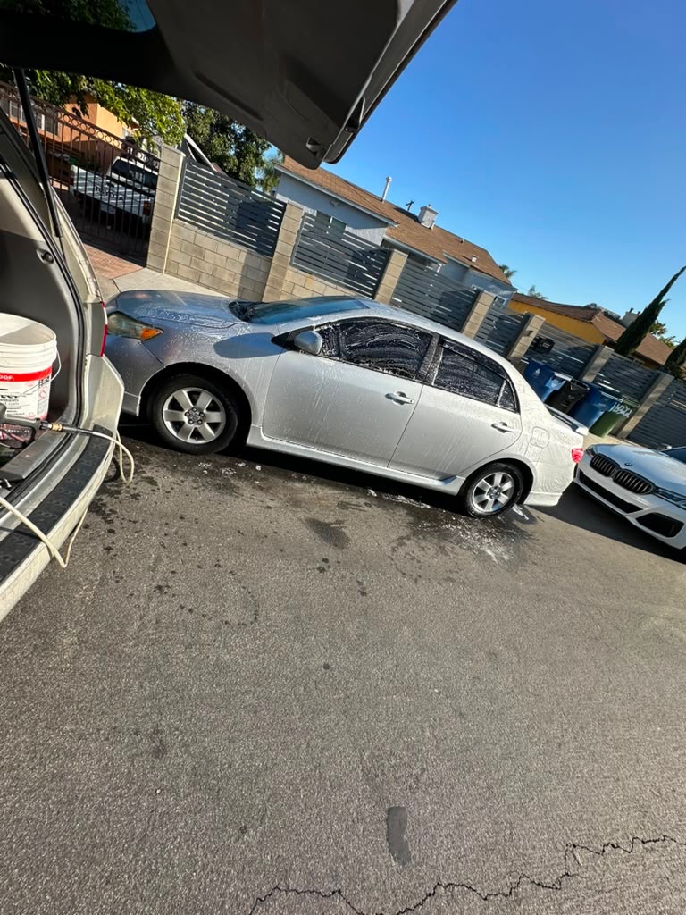 Photo 3 of this TOYOTA COROLLA