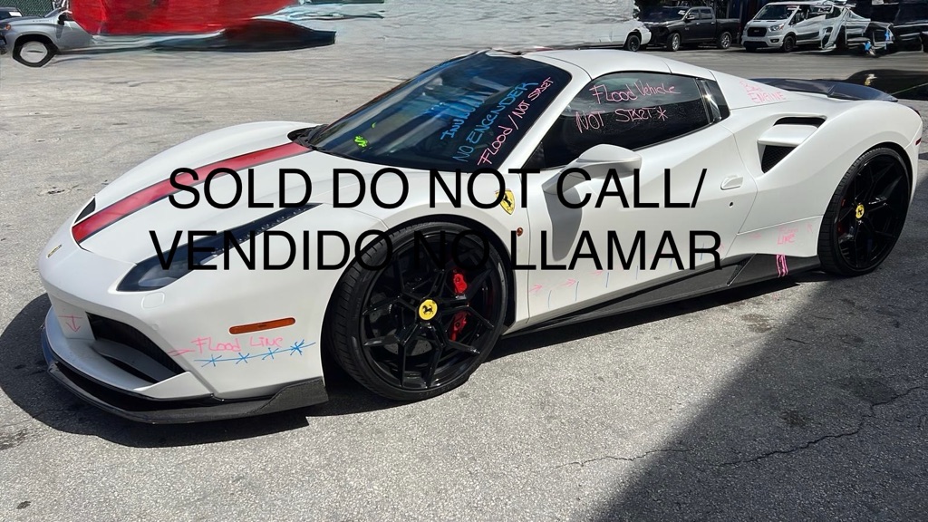 Photo 2 of this FERRARI 488 SPIDER