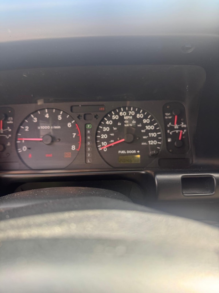 Photo 5 of this ISUZU TROOPER