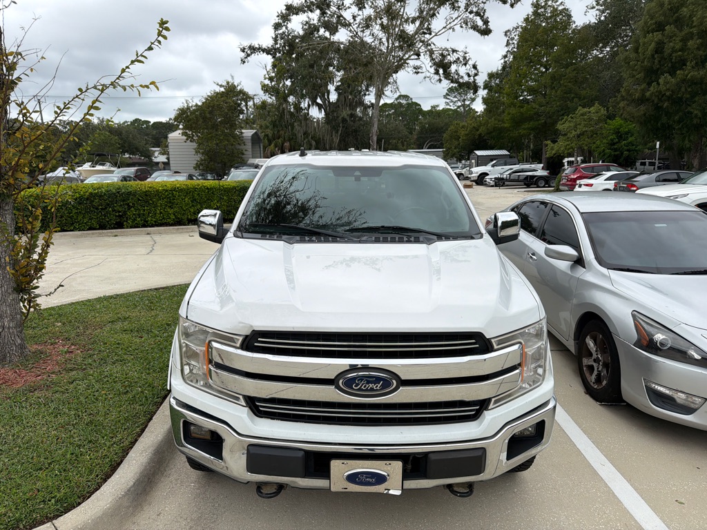 Photo 3 of this FORD F150