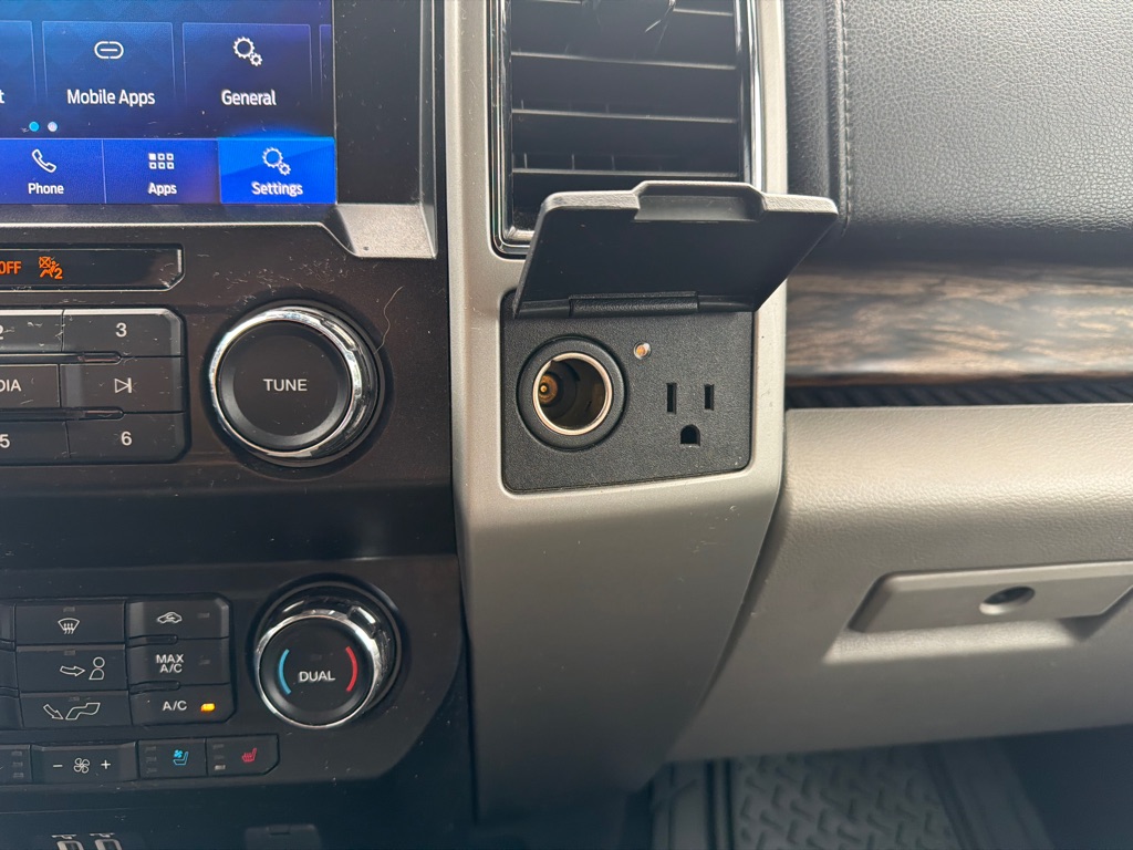Photo 14 of this FORD F150