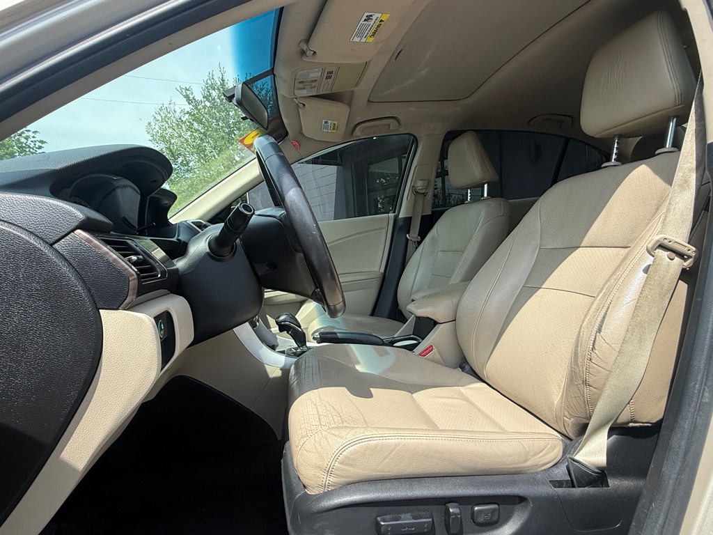 Photo 3 of this HONDA ACCORD