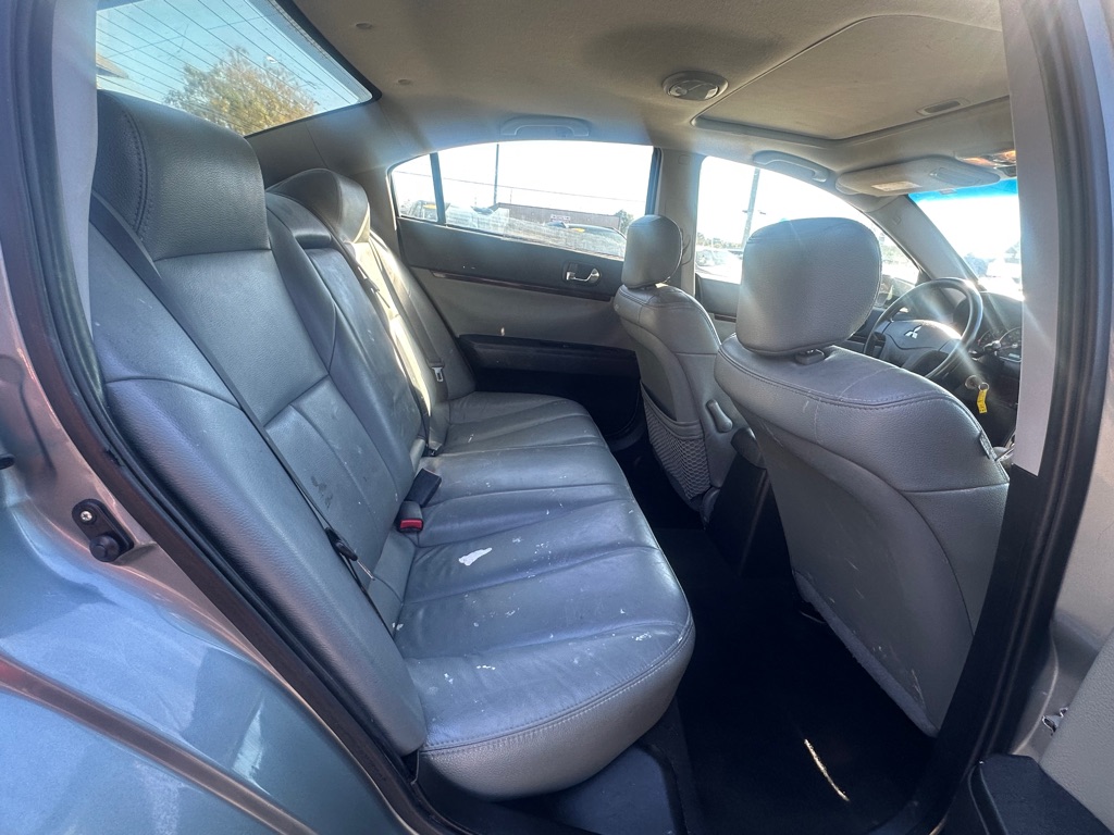 Photo 4 of this MITSUBISHI GALANT