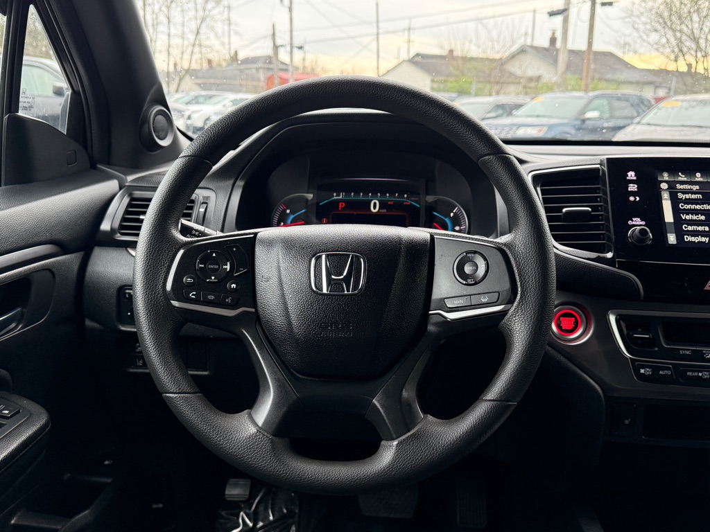 Photo 8 of this HONDA PILOT