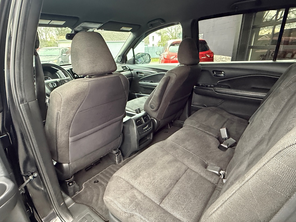 Photo 5 of this HONDA PILOT