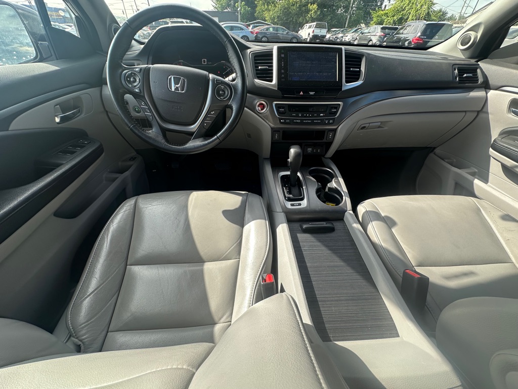 Photo 6 of this HONDA PILOT