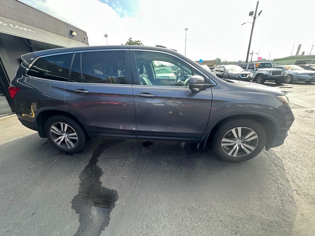Photo 3 of this HONDA PILOT