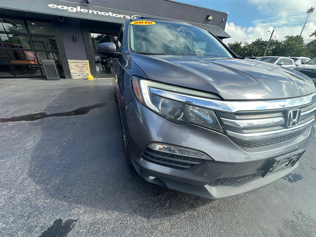 Photo 2 of this HONDA PILOT