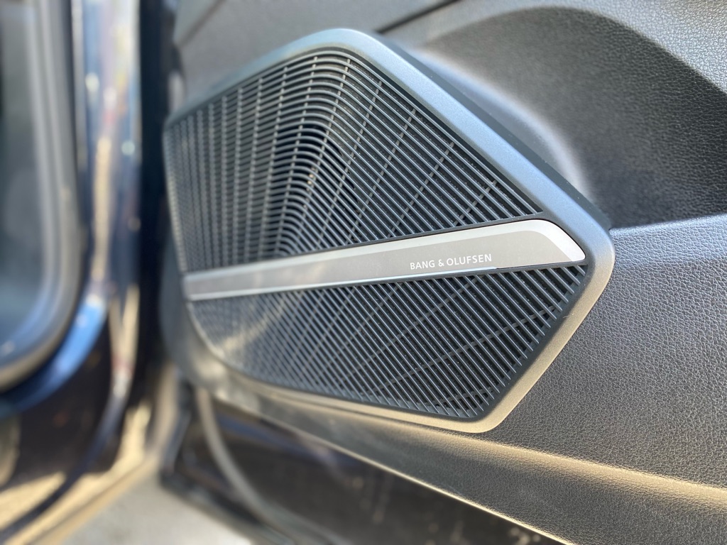 Photo 31 of this AUDI Q5