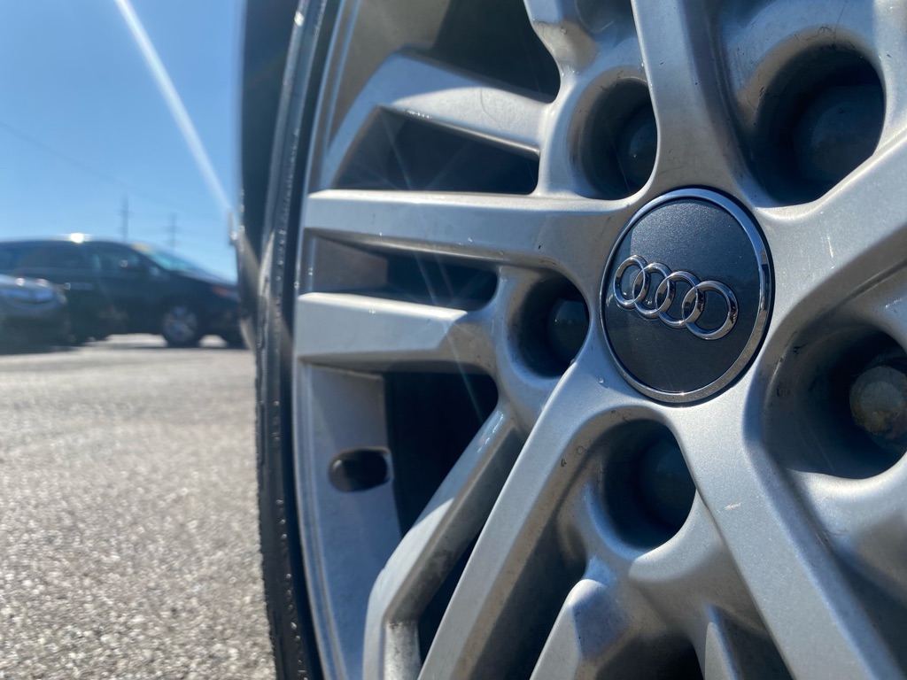 Photo 14 of this AUDI Q5