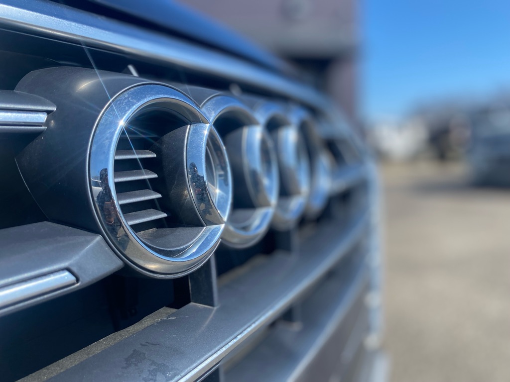 Photo 12 of this AUDI Q5