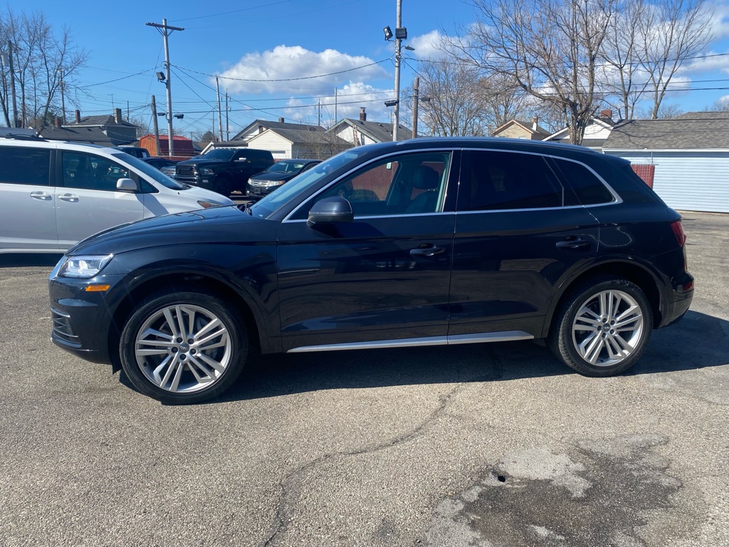 Photo 4 of this AUDI Q5