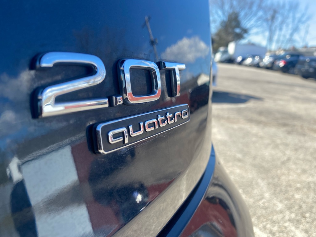 Photo 15 of this AUDI Q5