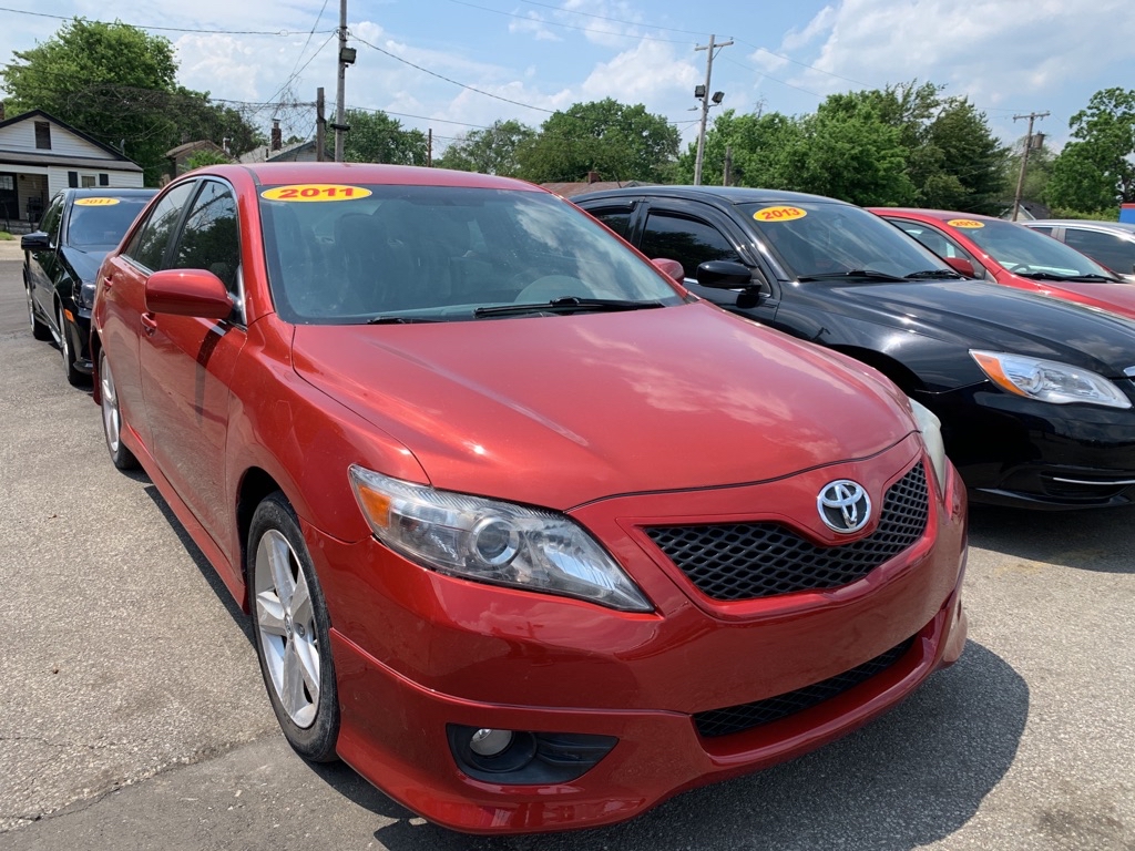 2011 TOYOTA CAMRY