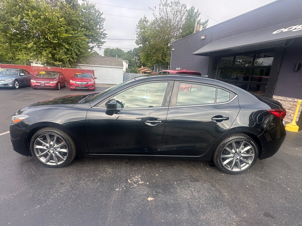 Photo 5 of this MAZDA MAZDA3