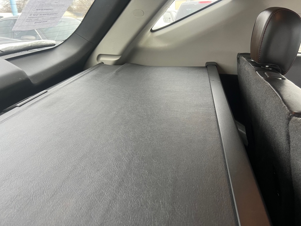 Photo 20 of this CHEVROLET EQUINOX