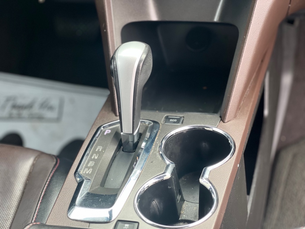 Photo 22 of this CHEVROLET EQUINOX