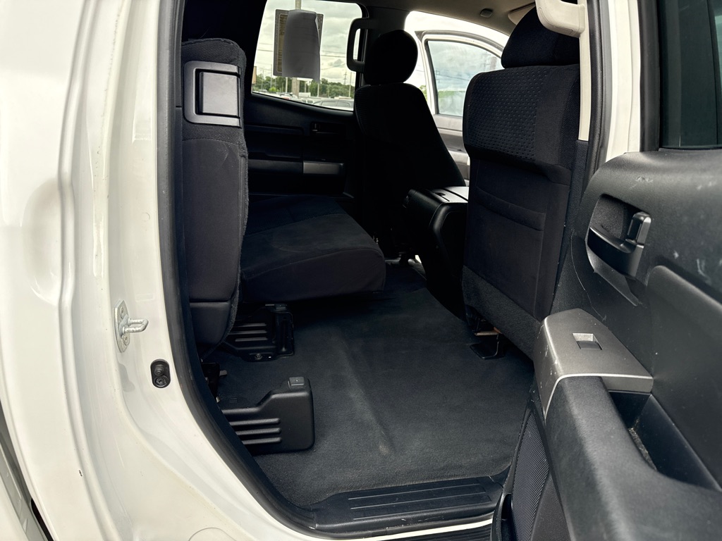 TOYOTA TUNDRA 2011 TOYOTA TUNDRA 5TFUW5F16BX205717