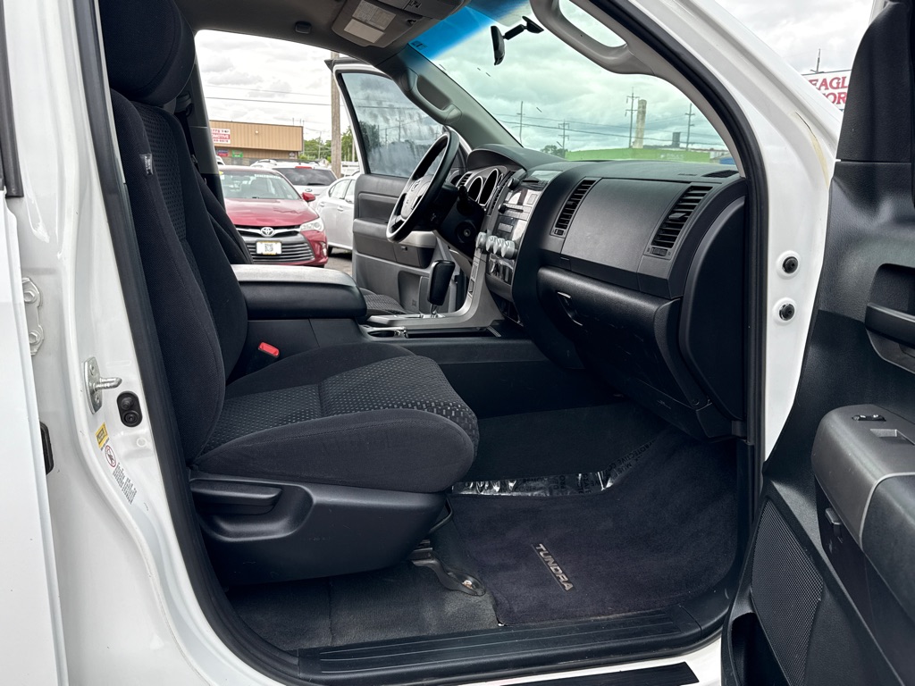 TOYOTA TUNDRA 2011 TOYOTA TUNDRA 5TFUW5F16BX205717