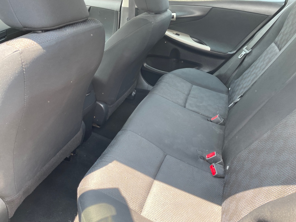 Photo 15 of this TOYOTA COROLLA