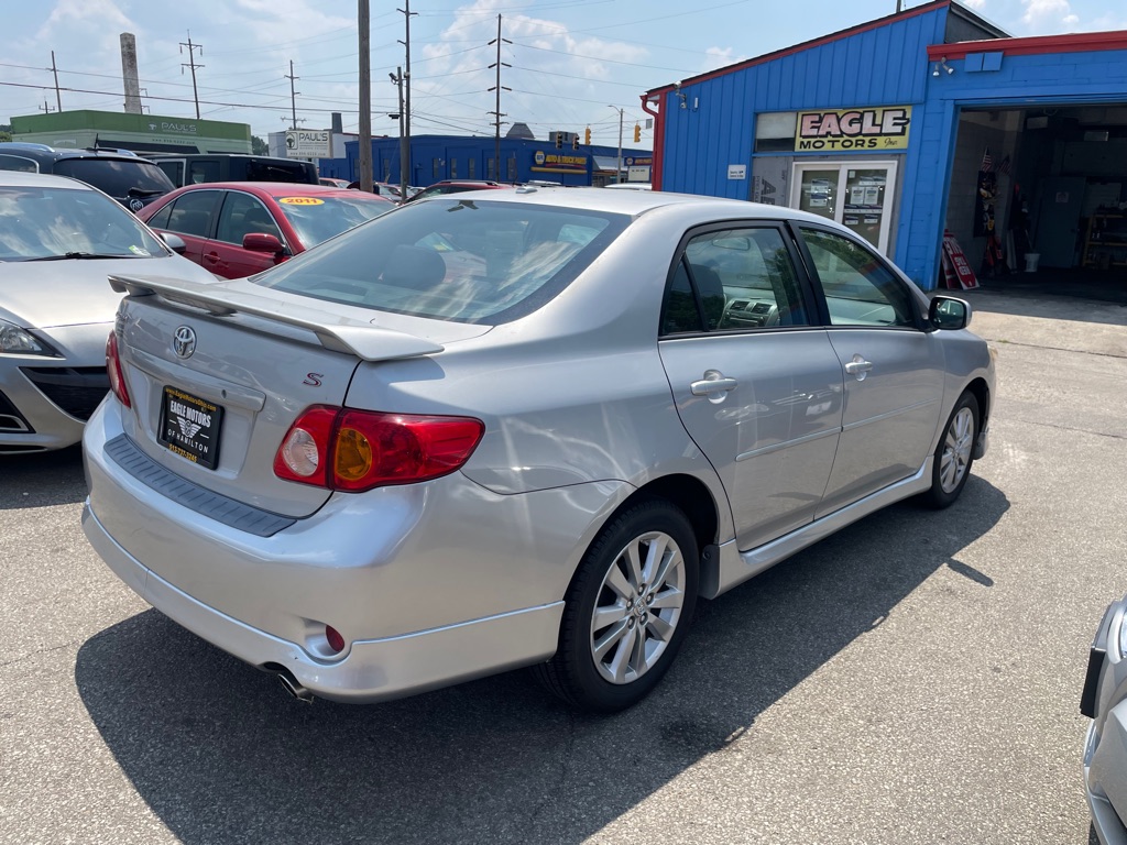 Photo 4 of this TOYOTA COROLLA