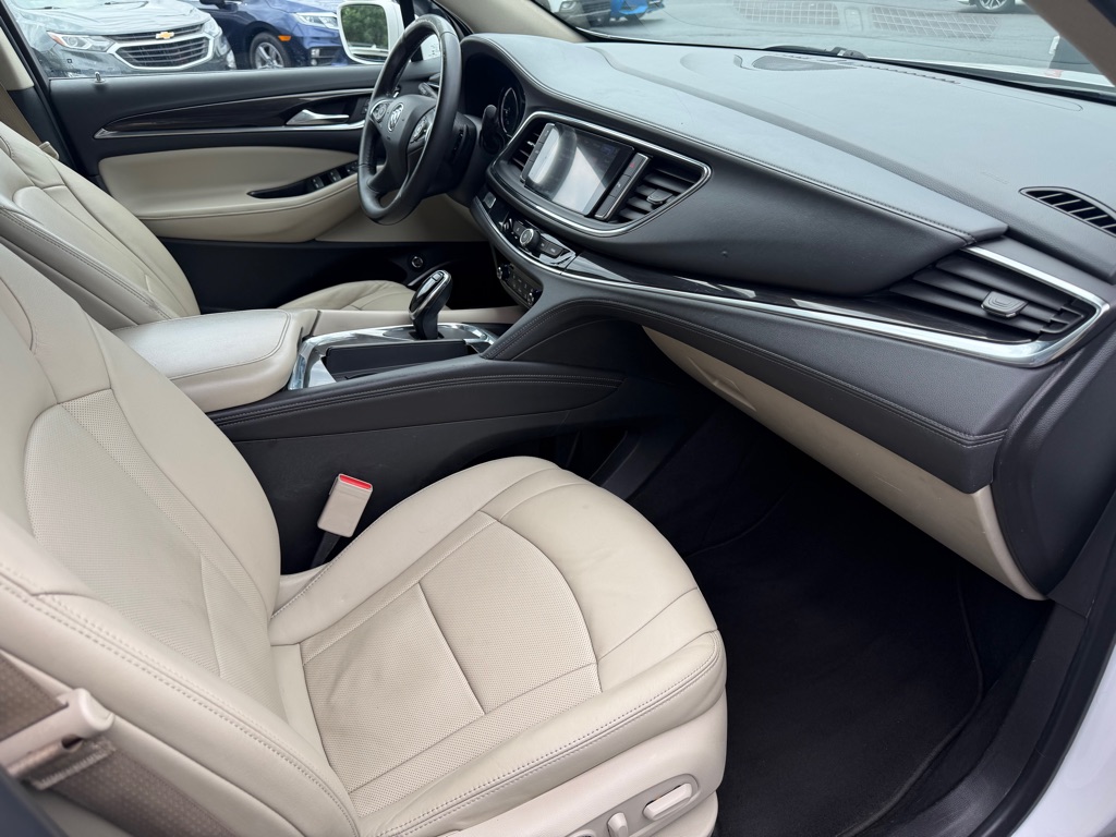 Photo 7 of this BUICK ENCLAVE