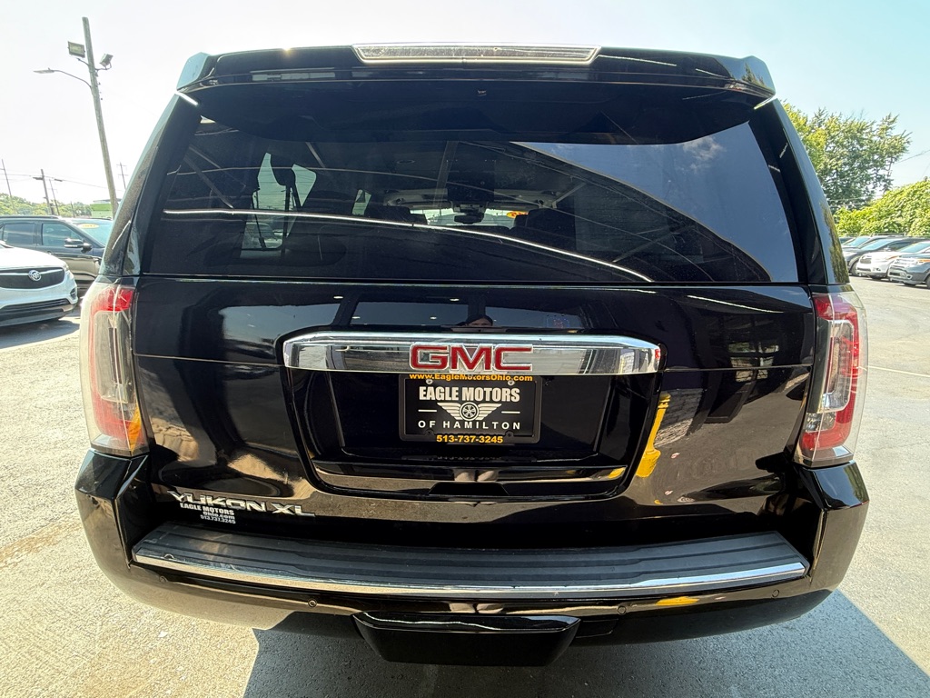 Photo 8 of this GMC YUKON XL