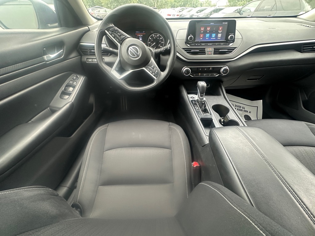 Photo 6 of this NISSAN ALTIMA