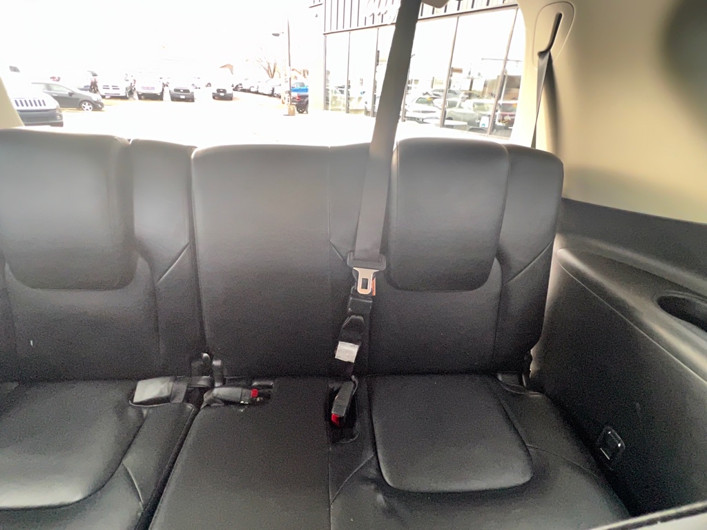 Photo 22 of this INFINITI QX56