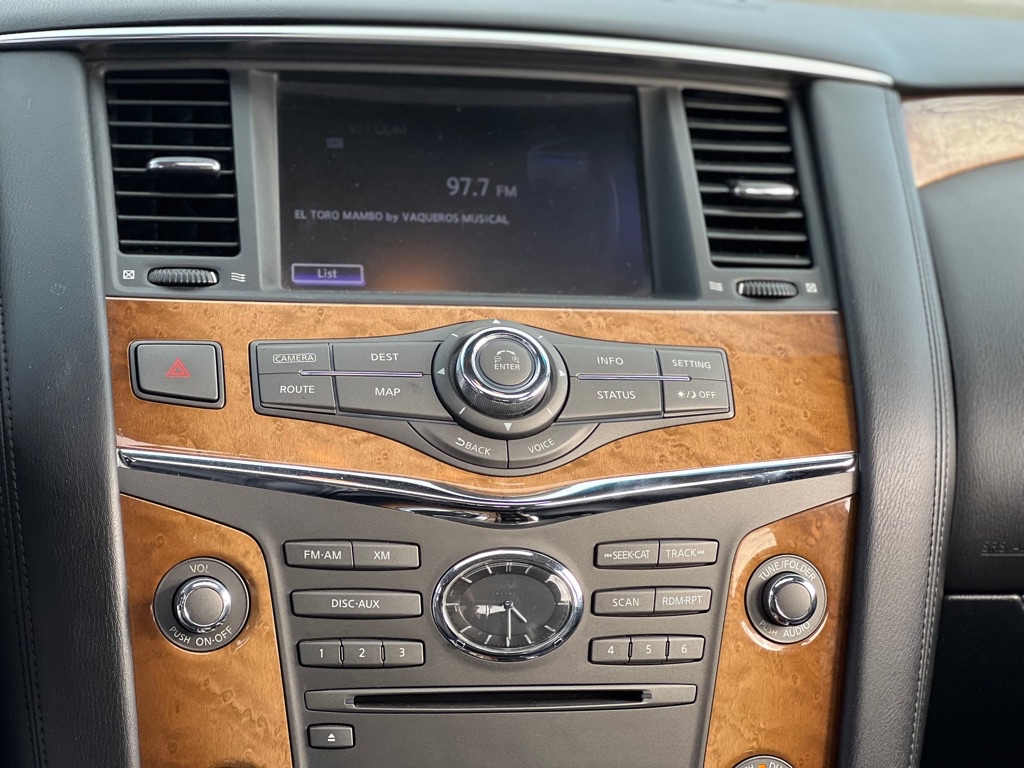 Photo 20 of this INFINITI QX56
